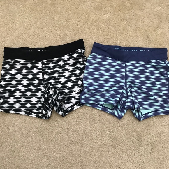 Nike Pants - Nike Dri-fit compression shorts Bundle Size small
